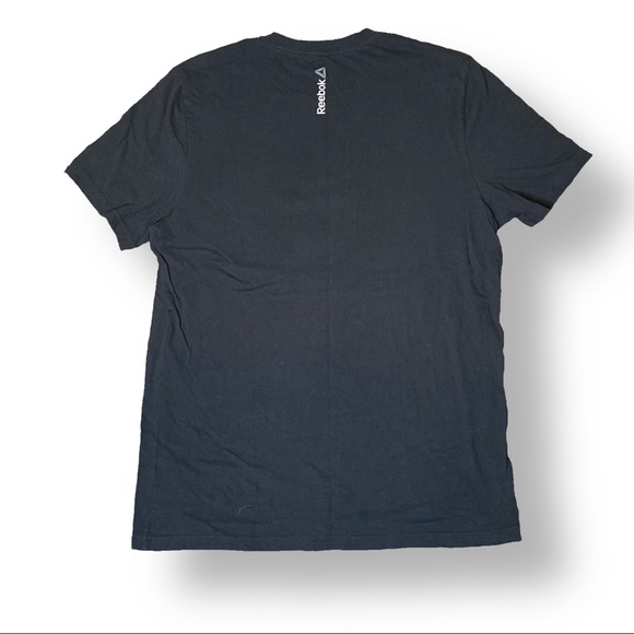 🟣 Reebok Black Soft Tee Shiny Graphic Sz Large - Picture 4 of 16